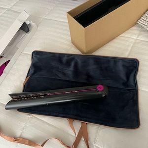 Dyson Flat Iron